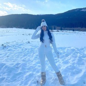 White Snowsuit for woman